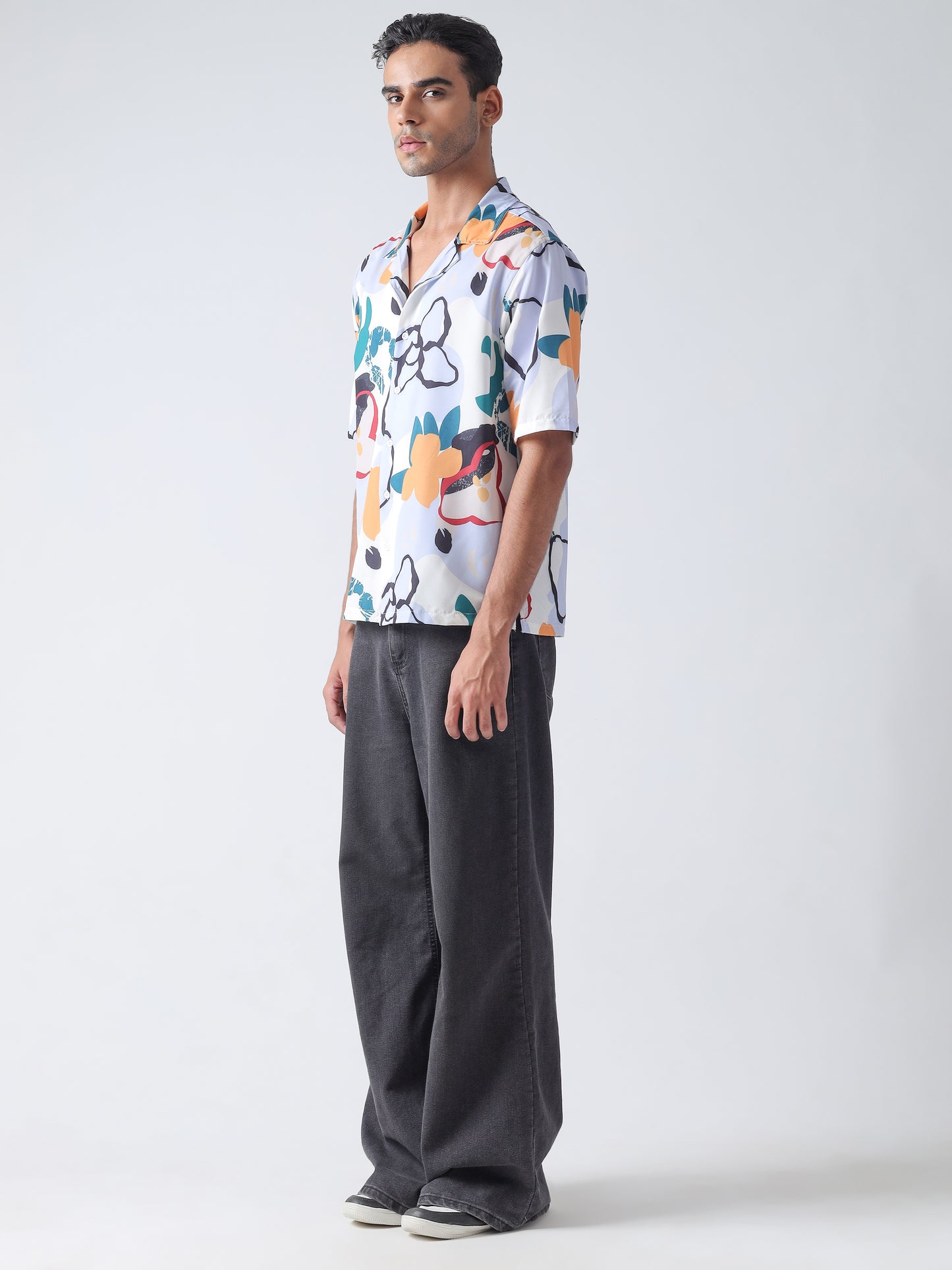 Multi Printed Casual Shirt ,Has A Cuban Collar, Button Placket, Short Regular Sleeves, Straight Hem