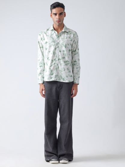 Green printed twill weave casual shirt ,has a spread collar, button placket, long regular sleeves, curved hem