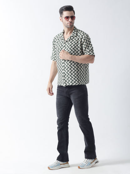 Green Crocia Casual Shirt, Has A Cuban Collar, Button Placket, Short Regular Sleeves, Straight Hem