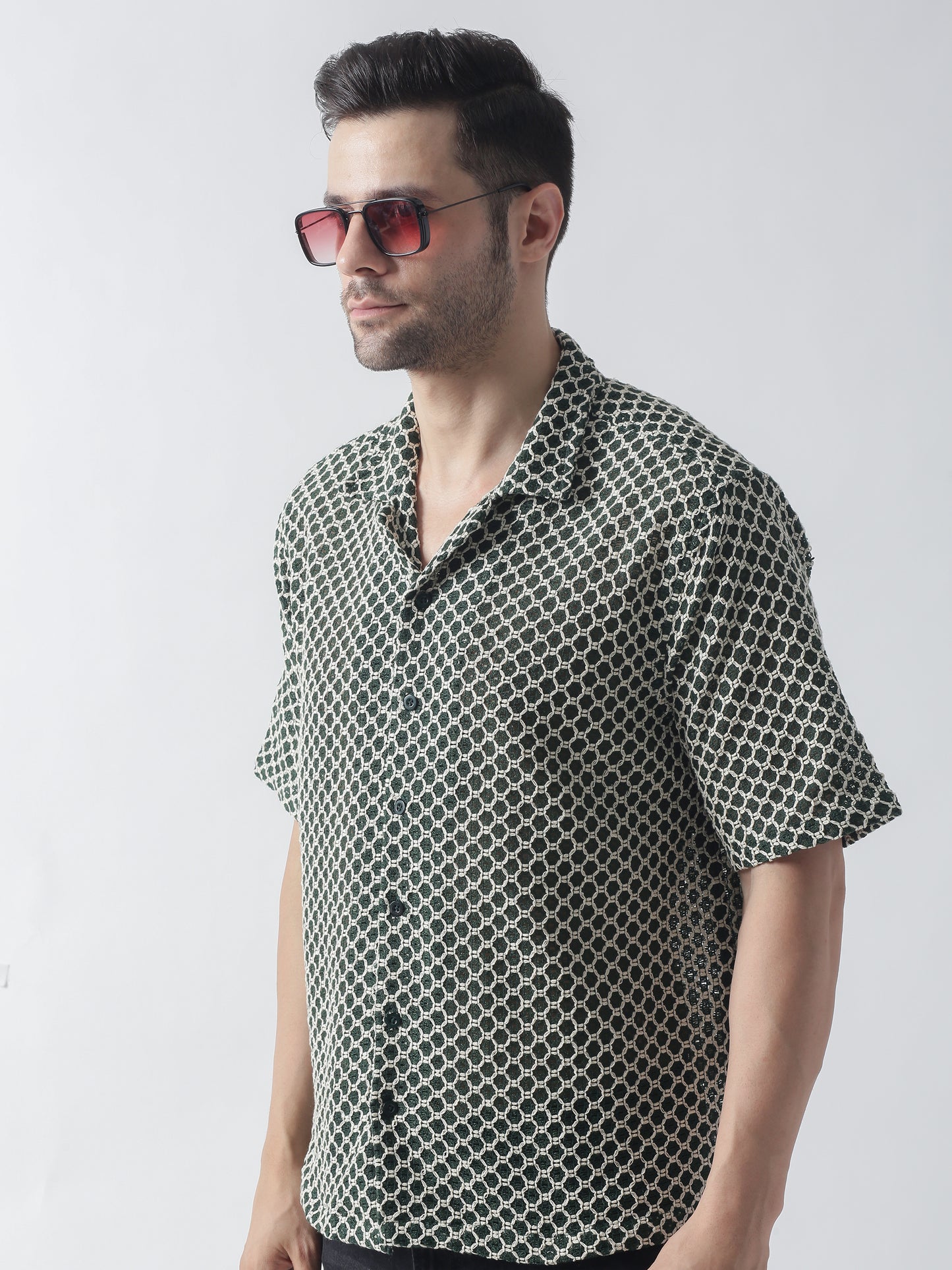 Green crocia Casual shirt ,has a cuban collar, button placket, short regular sleeves, straight hem