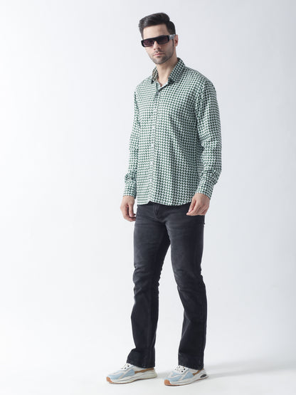 Green printed twill weave casual shirt ,has a spread collar, button placket, long regular sleeves, curved hem