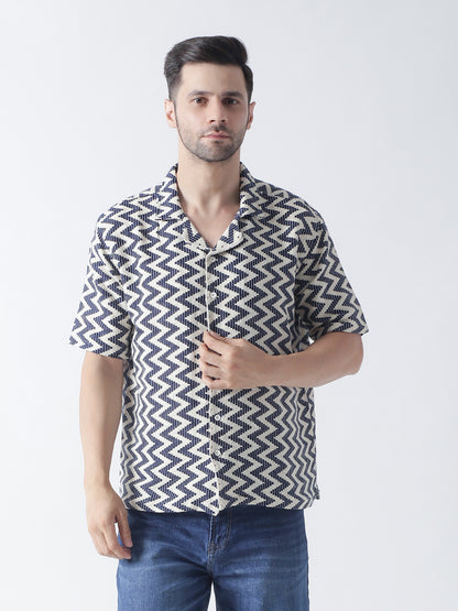 Blue crocia   Casual shirt ,has a cuban collar, button placket, short regular sleeves, straight hem