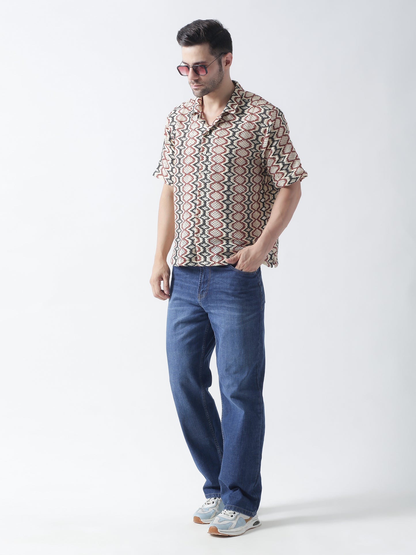 Multi crocia Casual shirt ,has a cuban collar, button placket, short regular sleeves, straight hem