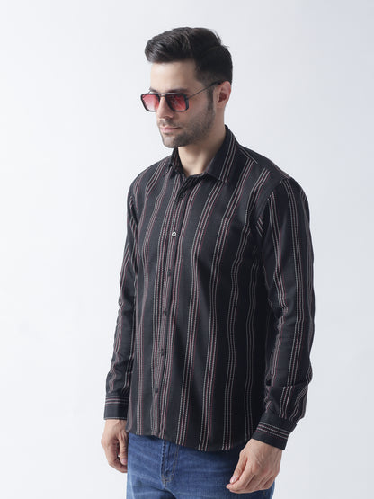 Black stripe Jaquard casual shirt ,has a spread collar, button placket, long regular sleeves, curved hem